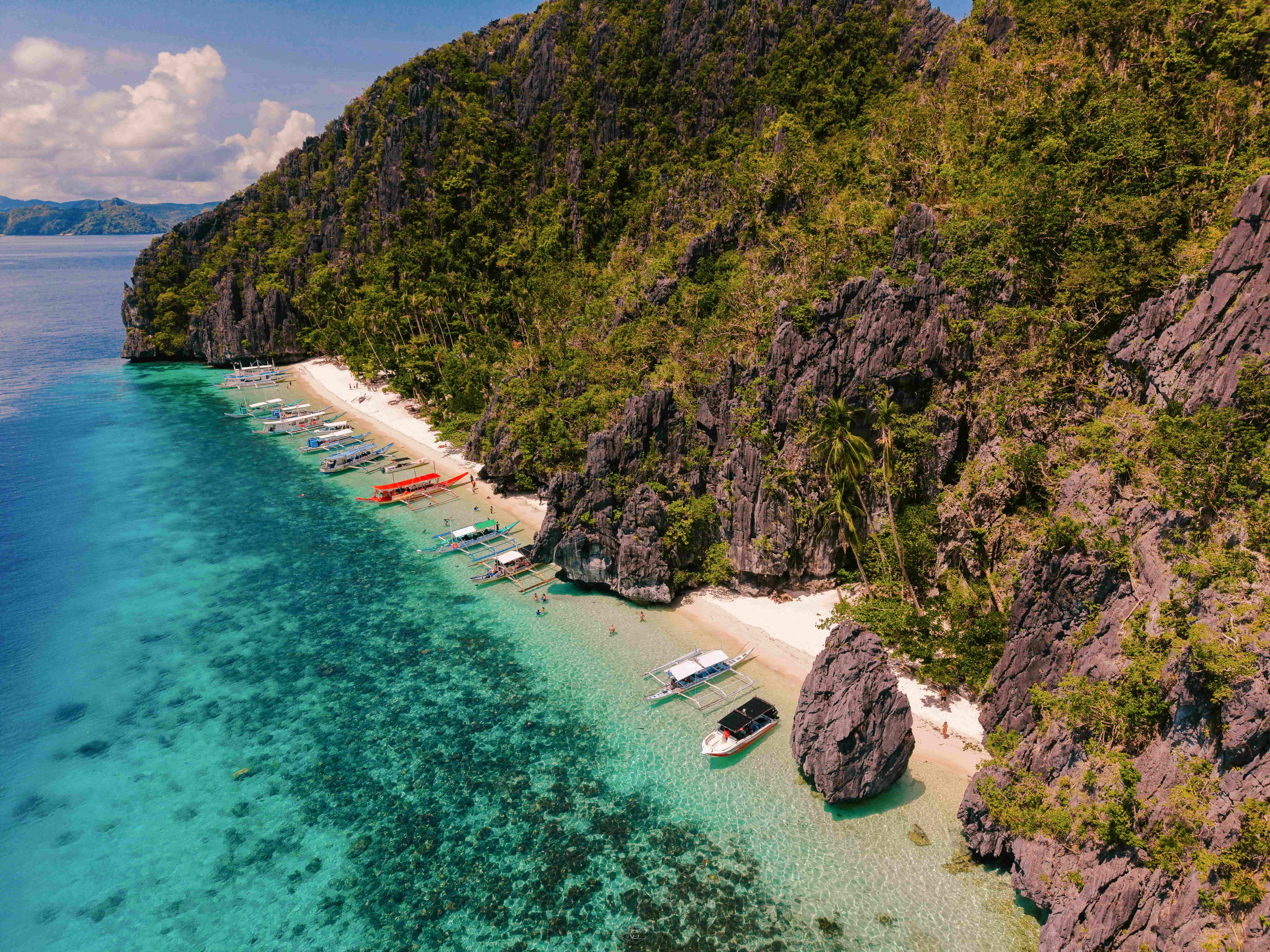 El Nido Tour B: Caves, Sandbars and Snorkeling - photo 3